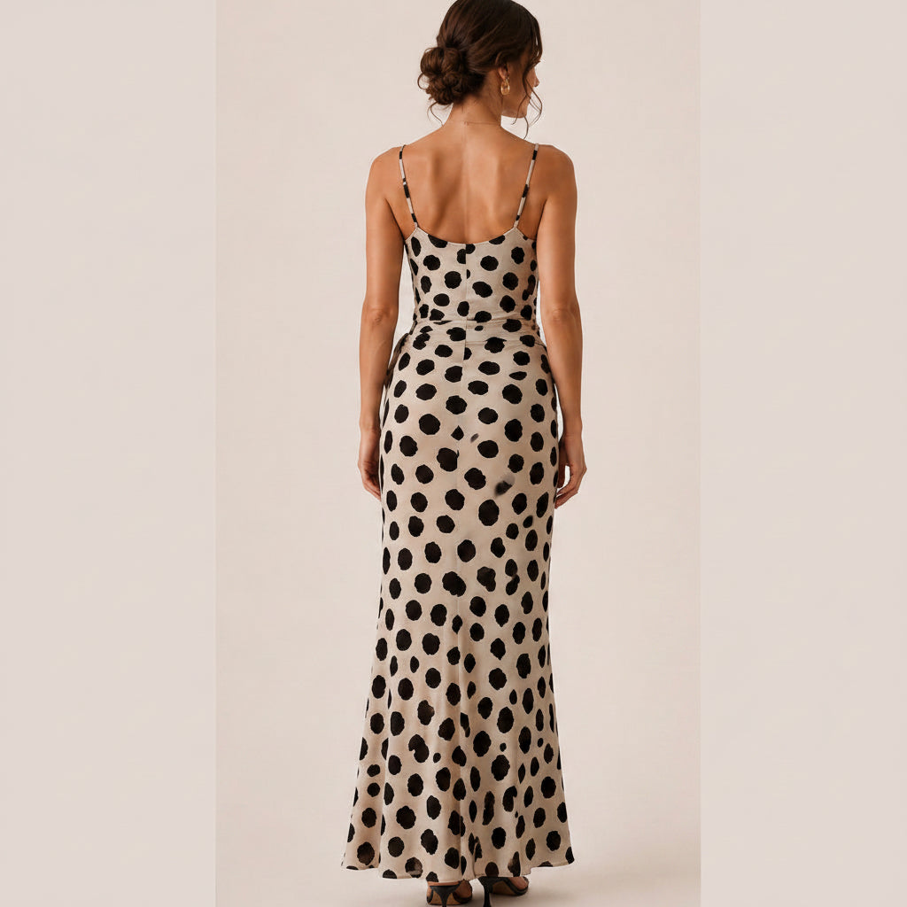 Vestido Largo de Lunares con Tirantes y Lazo en la Cintura